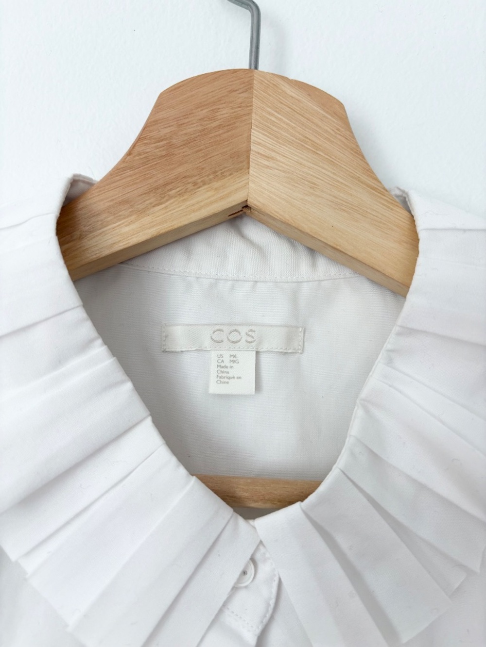 COS detachable pleated ruffle collar - Picture 3 of 5